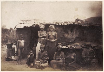 Mujeres y niños, sureste de África, c.1880 de Unknown